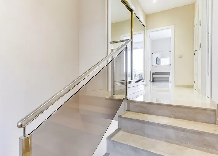 Calma Holiday Villas * بلاتجا ذارو